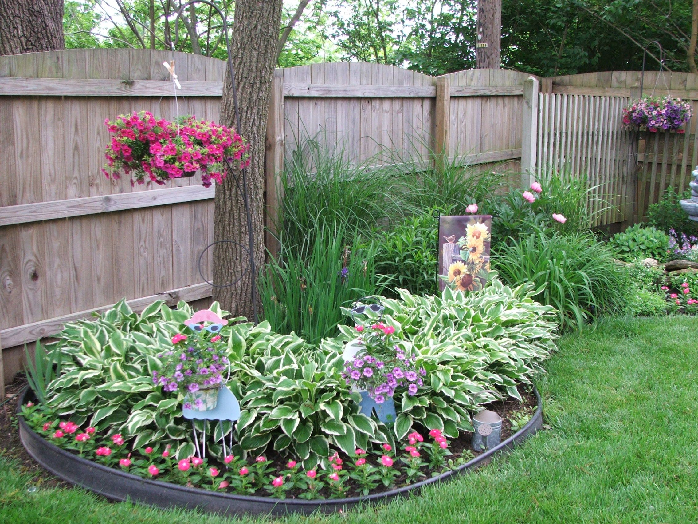 Клумба из многолетников – схемы клумб непрерывного цветения в саду и на даче + фото