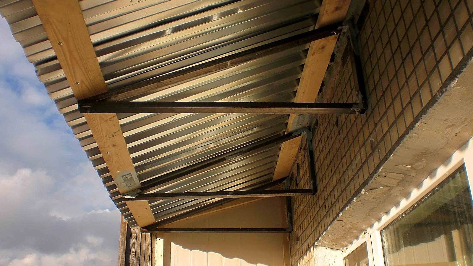 Крыша на балкон — виды различных систем балконных крыш и особенности их обустройства
