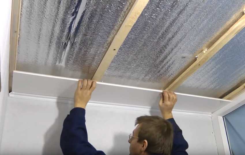 Потолок из пластиковых панелей своими руками