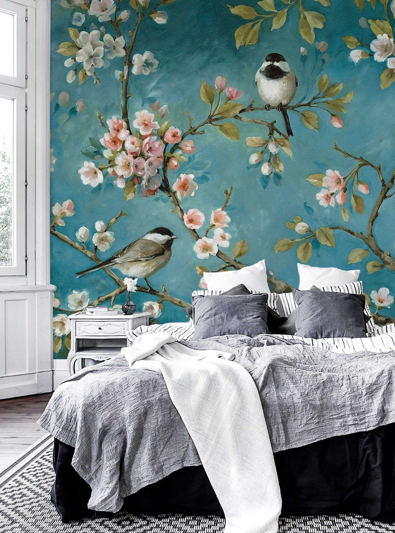 Обои с птицами для стен: где применяются в интерьере квартиры крупные рисунки или мелкие принты, с чем можно сочетать и какой стиль лучше подобрать для обоев с райскими птичками