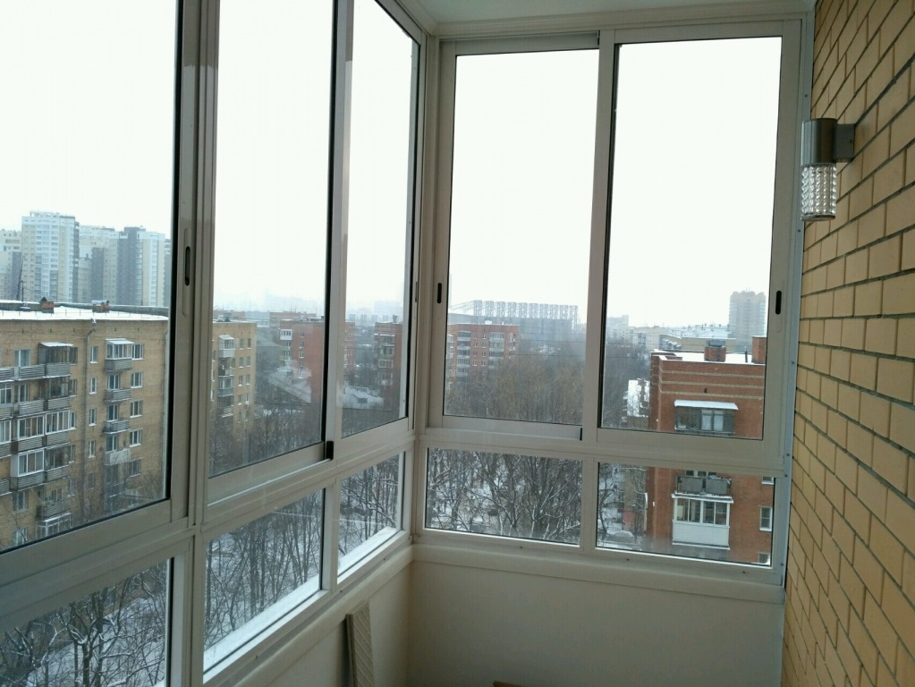 Чем отличается теплое остекление балкона от холодного?